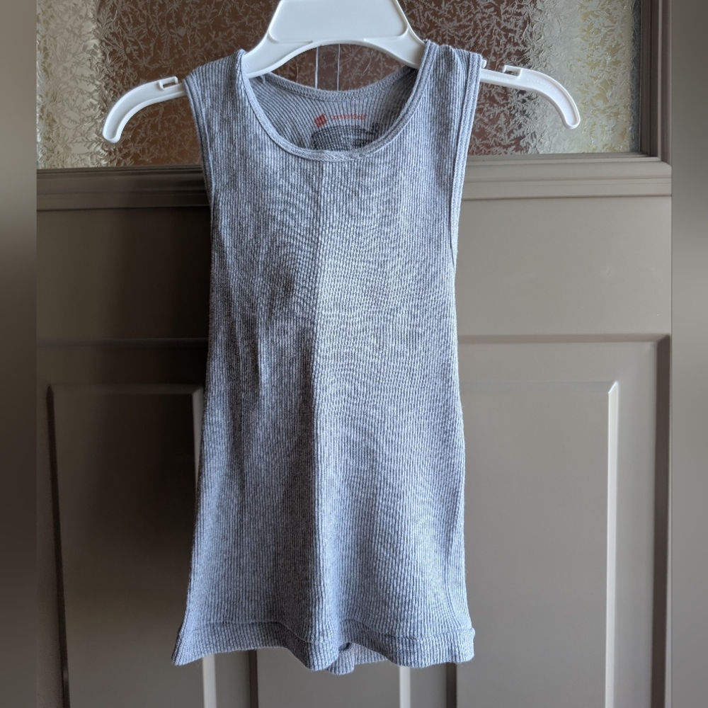 💜3/$15 5/$20 7/$25💜Boys Sz Sm Tagless Tank Undershirts
